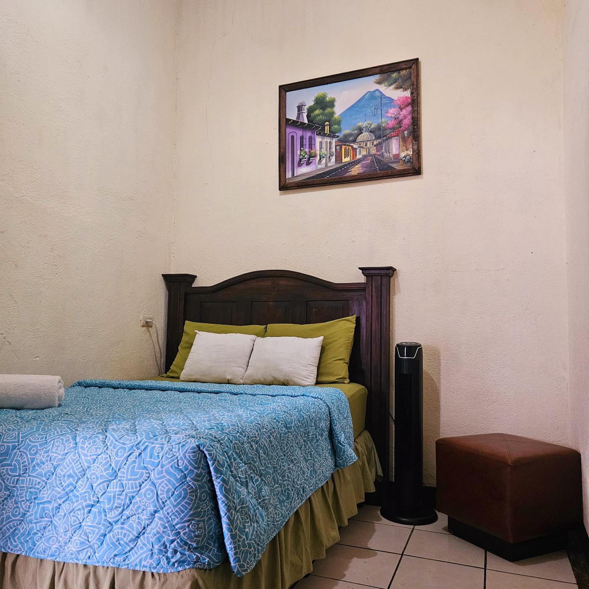 Cermeno'S House Hotell Antigua Eksteriør bilde
